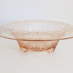 Hazel Atlas Royal Lace Rolled Edge 10 Bowl , Pink Depression Royal Lace Bowl , Pink Royal Lace Rolled Bowl With Three Straight Legs image 4