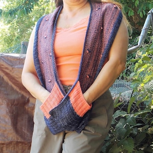Little Flower Pocket Shawl knitting pattern, knit pattern for fingering/sock weight yarn, Knitting pattern pdf, video tutorial included
