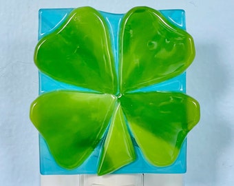 Four-Leaf Clover Fused Glass Night Light