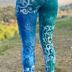 Swirl n Twirl Yoga Pants
