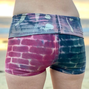 Scarlet Begonia Yoga Shorts image 4