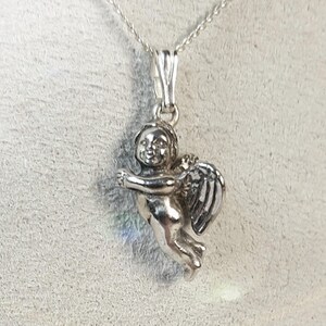 Collar de querubín, plata de ley, colgante de ángel esculpido a mano, detalle de aguamarina imagen 1