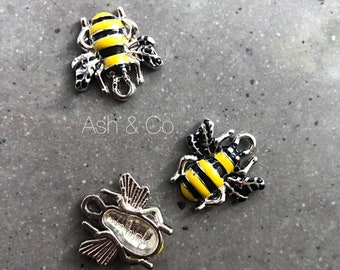 Manchester bee charms, enamelled. Bumble bee, jewellery making x 5