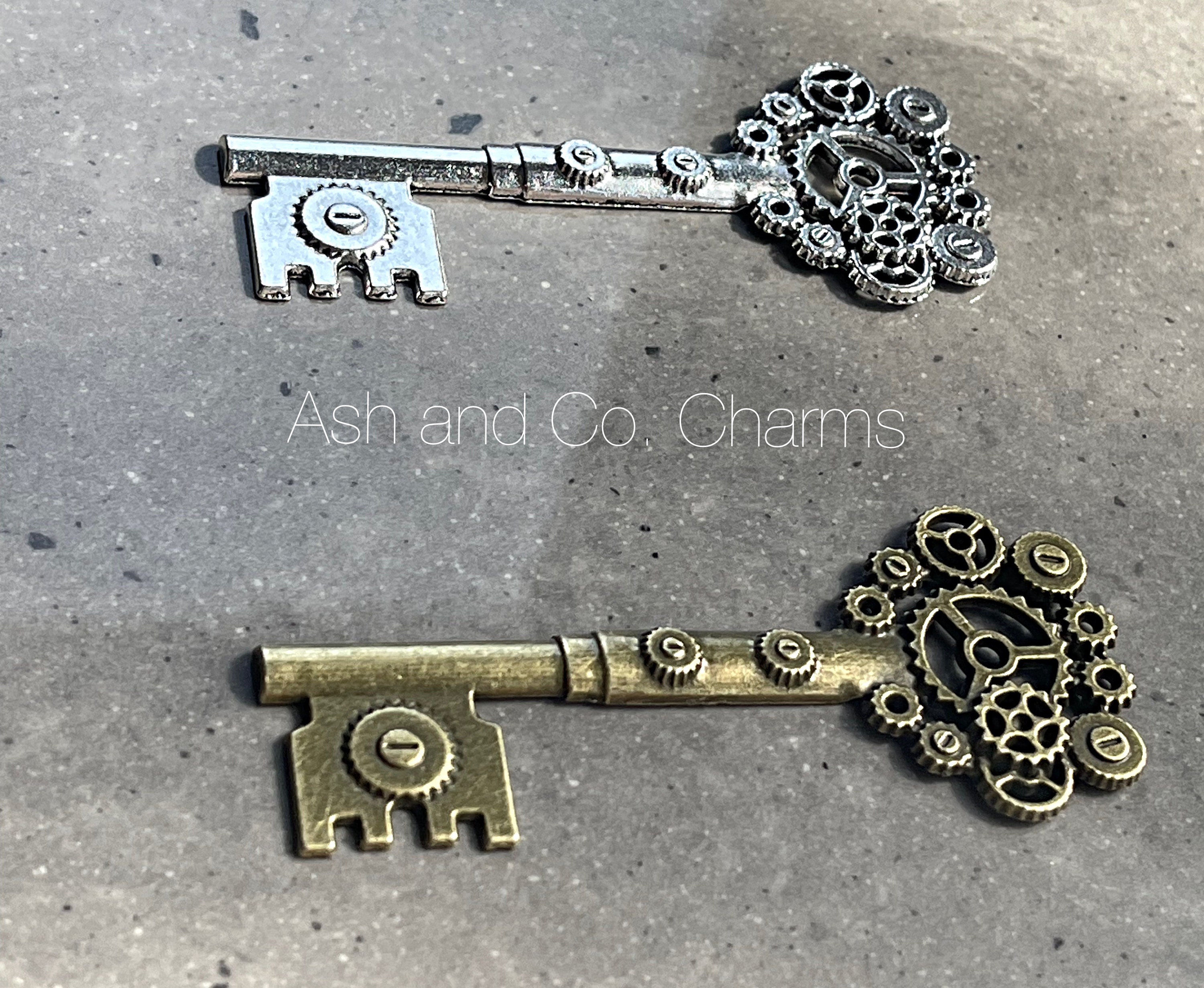 Collane con ciondoli quadrati Steampunk e chiave piccola - Gioielli