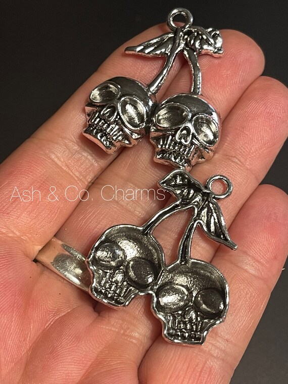 Skull charms for jewellery making deals