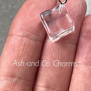 Ice cube charms, perfect for earring, bracelet or necklace. X 5