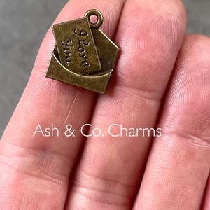 Dijes de letras "Te amo", perfectos para todas tus necesidades de fabricación de joyas, recibirás 5 dijes