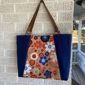 Flower Power Shoulder Tote