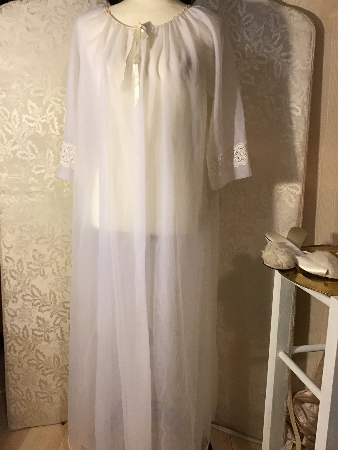 1960 White Chiffon robe with lace sleeve inserts original | Etsy