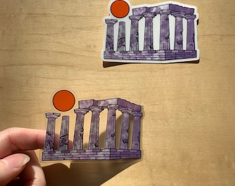 Pegatina transparente del sol sobre un antiguo templo griego