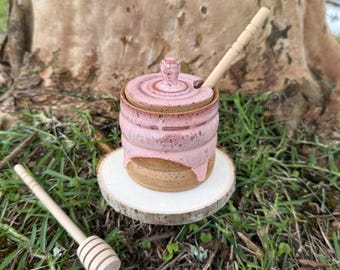 Tarro de miel rosa claro moteado hecho a mano / Tarro de miel hecho a mano / Cerámica hecha a mano / Tarro de miel de cerámica