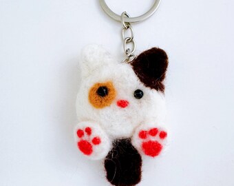 Cute wool felting keychain, cat keychain, needle felting keychain
