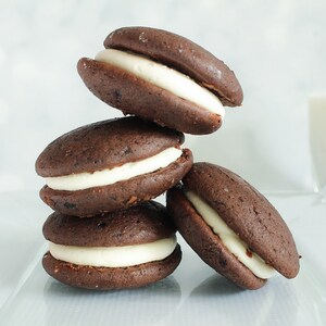 Chocolate Whoopie Pies, Whoopie Pies, Snack Cakes, Cookie Gifts, Care Package,Gift Basket, Care Package, Holiday Cookies, Christmas
