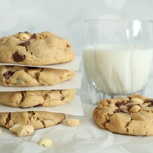 Peanut Butter Chunk Cookies, Edible Gifts, Cookie Gifts, Holiday Gift, Gourmet Gift Basket, Care Package, Holiday Cookies, Christmas
