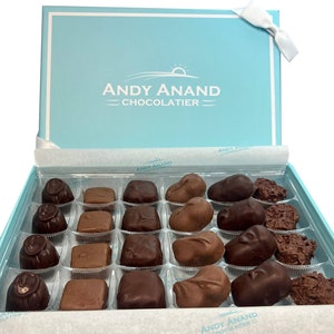 Andy Anand Sugar Free Chocolate Sampler of Finest Caramels, English Toffees & Clusters Gift Boxed (1 lbs)