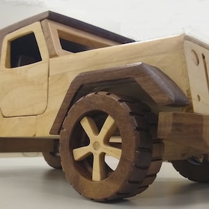 Woodworking plans - Off Road Vehicle (Paper plans)