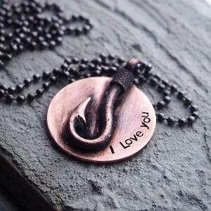 Gravur Halskette, Männer Halskette, Fischhaken, Freund Halskette, alt aussehend, Geschenk für Männer, Schmuck für Männer, Männer Halskette