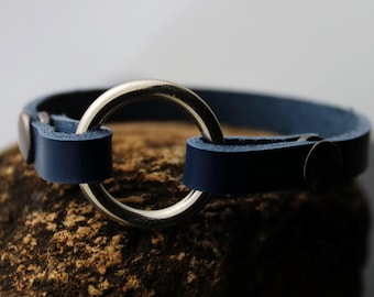 Custom Engraved Leather Ring Holder Bracelet Blue, Personalized Name Holder Band, Widow, Wear a Ring, wedding ring, Husband, Elegant, Women