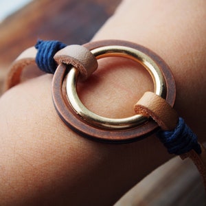 Thin Woman Leather Bracelet, Wear the ring, O Ring bracelet, mother, grandma, woman jewelry, handmade, Widow Gift, Personalized Gift for her