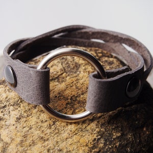7&quot;  Women Braided Leather O ring Bracelet, Wear the Ring Bracelet, Real Leather, Ring bracelet, Grief, widow, Custom, Wear a ring, Memory