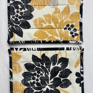 Insulated Casserole Hot Pads, Xtra-large Hot Pad, Quilted Large Hot Pad, Cookie Sheet Hot Pad, Quilted Trivet - 9x13, Pair