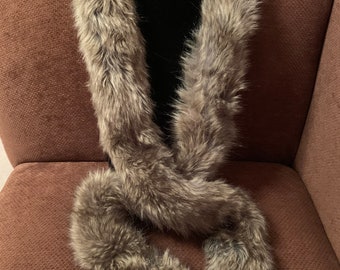 Raccoon Faux Fur Scarf: Soft Winter Boa