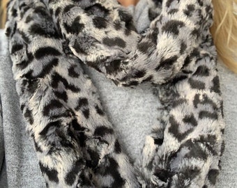 Gray Bobcat Faux Fur Infinity Scarf: Luxe Cuddle Winter Cowl