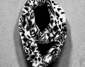 Luxe Cuddle Faux Fur Infinity Scarf, Exotic Black/White
