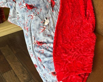 Handmade Cardinal Sparrow Birds Minky Blanket, Luxe Cuddle Blanket