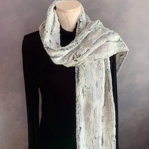 Silver Fox Luxe Cuddle Scarf. Minky Scarf, Fox Faux Fur Scarf