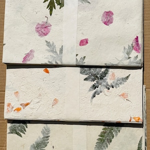 Petal Cornflower / Marigold Mix Handmade Paper A4 Pack of 20 Sheets ...