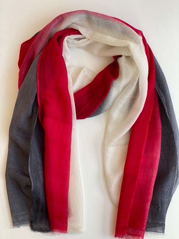 handmade stole design
