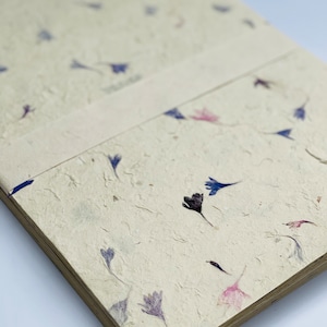 Petal Cornflower / Marigold Mix Handmade Paper A4 Pack of 20 Sheets ...