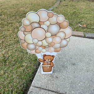 Ideas de decoración para fiestas de cumpleaños infantiles con forma de globo de osito de peluche