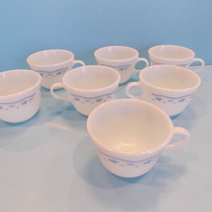 Vintage Pyrex coffee cups