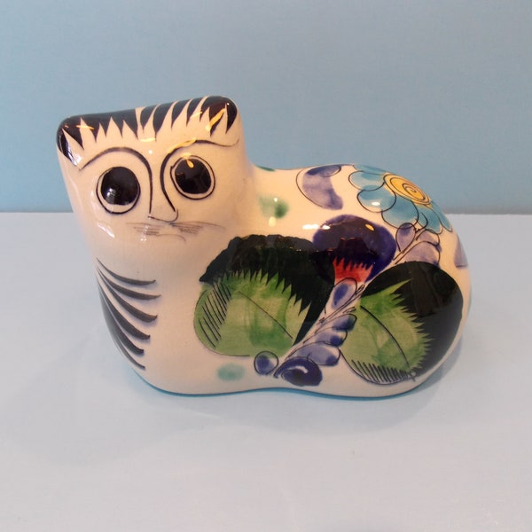 Vintage Mexican pottery cat