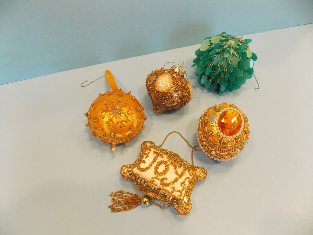 Vintage Beaded Christmas Tree Ornaments Set of Five Etsy