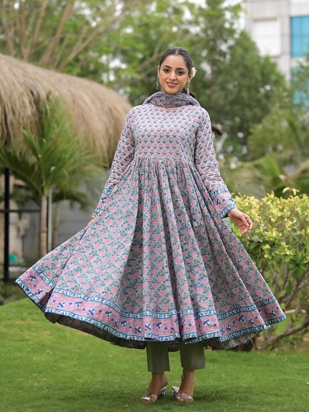 パンジャビ スーツ 3点　アナルカリ　イエロー/ブルー パンジャビ スーツ 3点 アナルカリ イエロー⁄ブルー