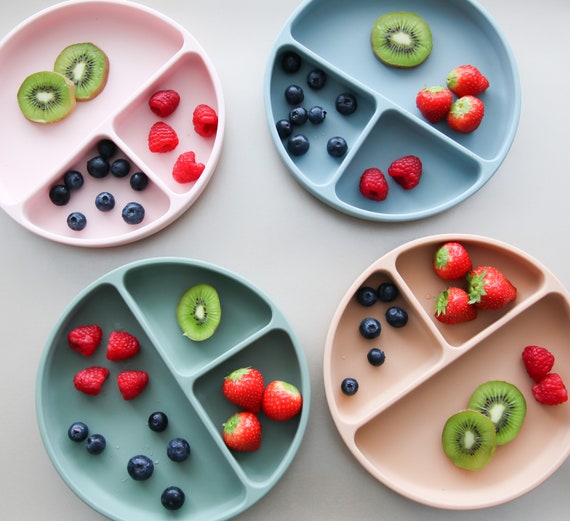 Best Baby Spoons, Bowls And Plates For Weaning 2022