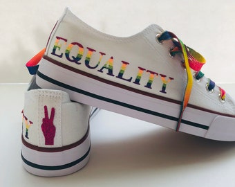 unique tennis shoes