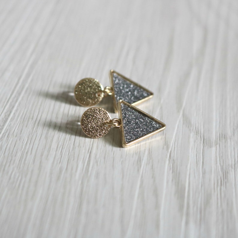 invisible clip on earrings clip on drop earrings non pierced earrings clip on earrings Triangle resin clip on earrings clip-ons