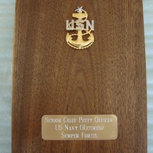 US Navy Plaque United States Navy Senior Chief Petty Officer Retired Walnut Wall Plaque With USN Anchor and Inscription.