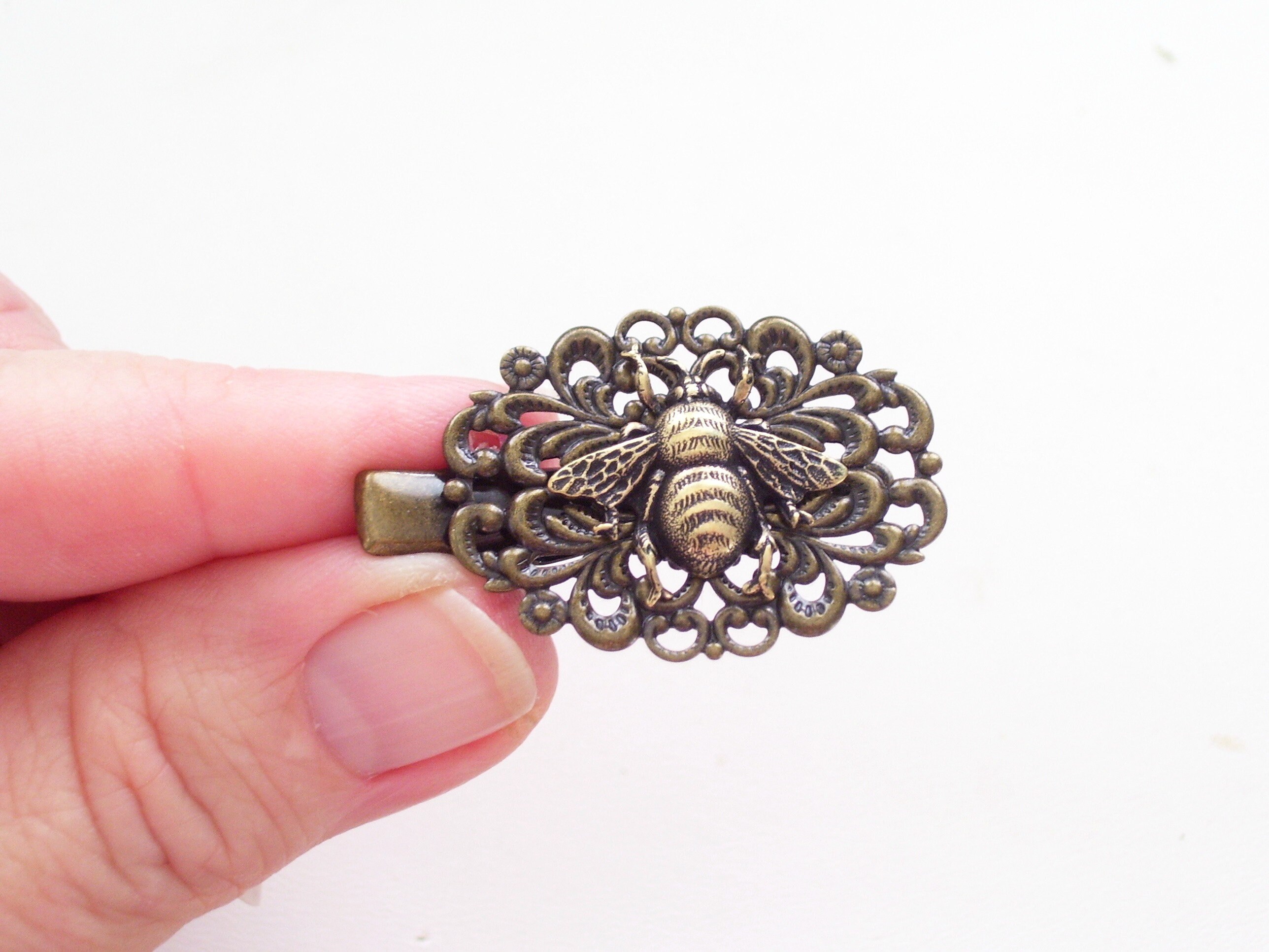 Antiqued Brass Bee Alligator Clip Bee Hair Clip Bronze Bee Etsy UK