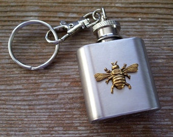 Silver Gold Flying Bee Mini Flask Keychain, Stainless Steel Mini Flask, 1 oz Flask, Two Tone Bee Flask, Groomsman Gift, Bridesmaid Gift