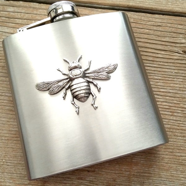 Bee Hip Flask, Silver Bee Flask, Stainless Steel Flask, 6 oz Flask, Pocket Flask, Liquor Flask, Flying Bee Flask, Unisex Gift