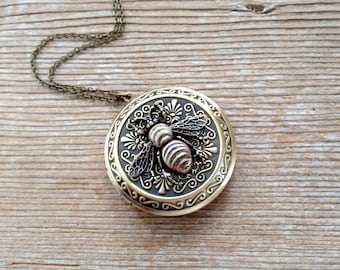 Large Brass Bee Locket, Antiqued Brass Floral Locket, Big Bee Locket,  Embossed Bee Locket Necklace, Honeybee Locket, Keepsake Locket