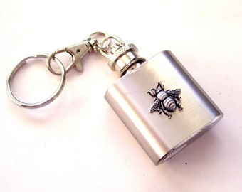 Silver Honeybee Mini Flask Keychain, Stainless Steel Mini Flask, 1 oz Flask, Silver Bee Flask, Groomsman Gift, Bridesmaid Gift, Embeelish
