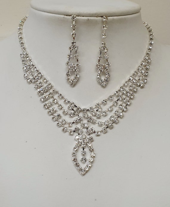 Fabulous Grosse Black and Diamante Rhinestone Necklace and Bracelet - Ruby  Lane