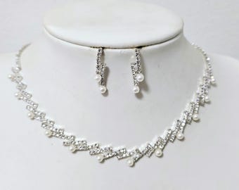 Gorgeous Wedding Party Pearls Necklace Earrings Jewelry Set Silver or Gold Colour With Shining Rhinestones