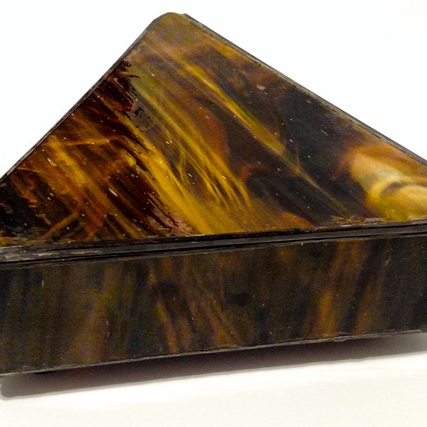 Triangle Glass Box